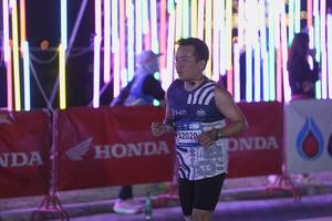 BIB: 42020
                            <button type="button" onclick="openModal(23194673)" class="btn btn-primary btn-sm float-right btn-popup" data-toggle="modal" data-target=".modal-high-quality">
                        <i class="fas fa-shopping-cart"></i> Add to Cart
                    </button>
                                            <button type="button" onclick="isThisMe(23194673, true)" class="btn btn-success btn-sm float-right btn-popup btn-isme hidden" data-toggle="tooltip" data-placement="bottom" title="นี่คือรูปของคุณใช่ไหม คลิกที่นี่เพื่อเอาเข้าอัลบั้ม">
                        <i class="fas fa-plus"></i> Add to album
                    </button>
                    <button type="button" onclick="isThisMe(23194673, false)" class="btn btn-warning btn-sm float-right btn-popup btn-isnotme hidden">
                        <i class="fas fa-ban"></i> Remove from album
                    </button>